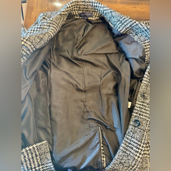 Ann Klein Wool Blend Black and White Plaid Belted Trench Coat - Picture 4 of 7